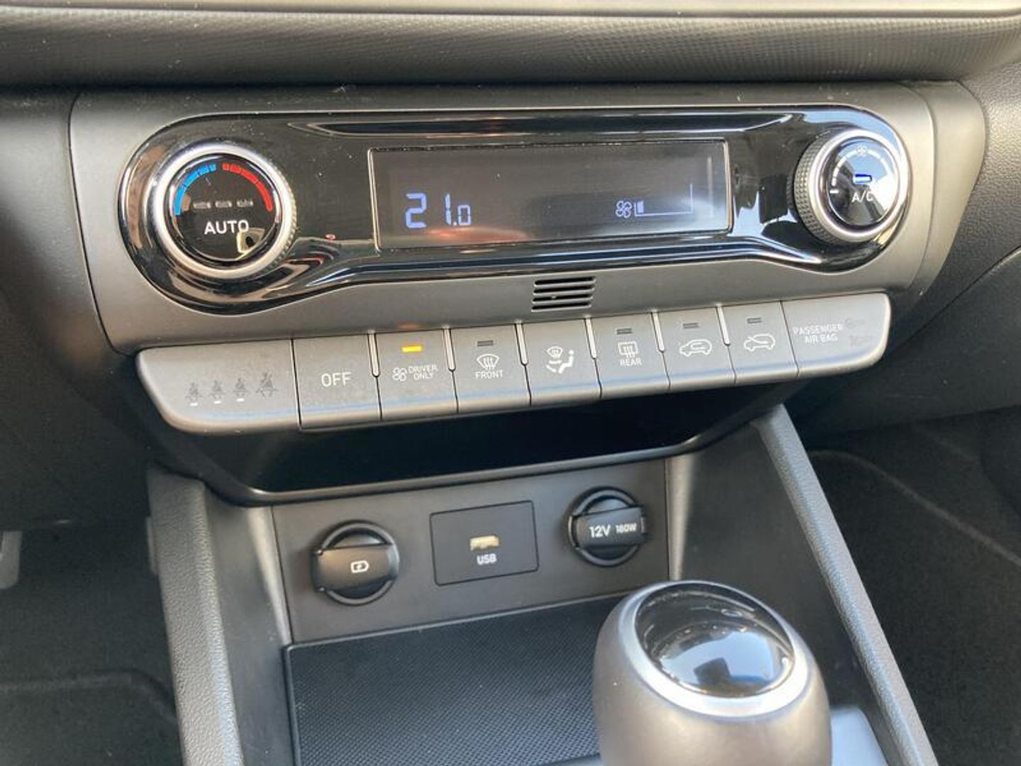 Hyundai Kona 1.6 GDI HEV Maxx DCT 104 kW (141 CV)