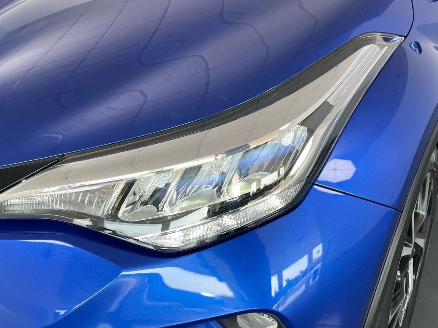 Toyota C-HR 1.8 125H Advance 90 kW (122 CV)