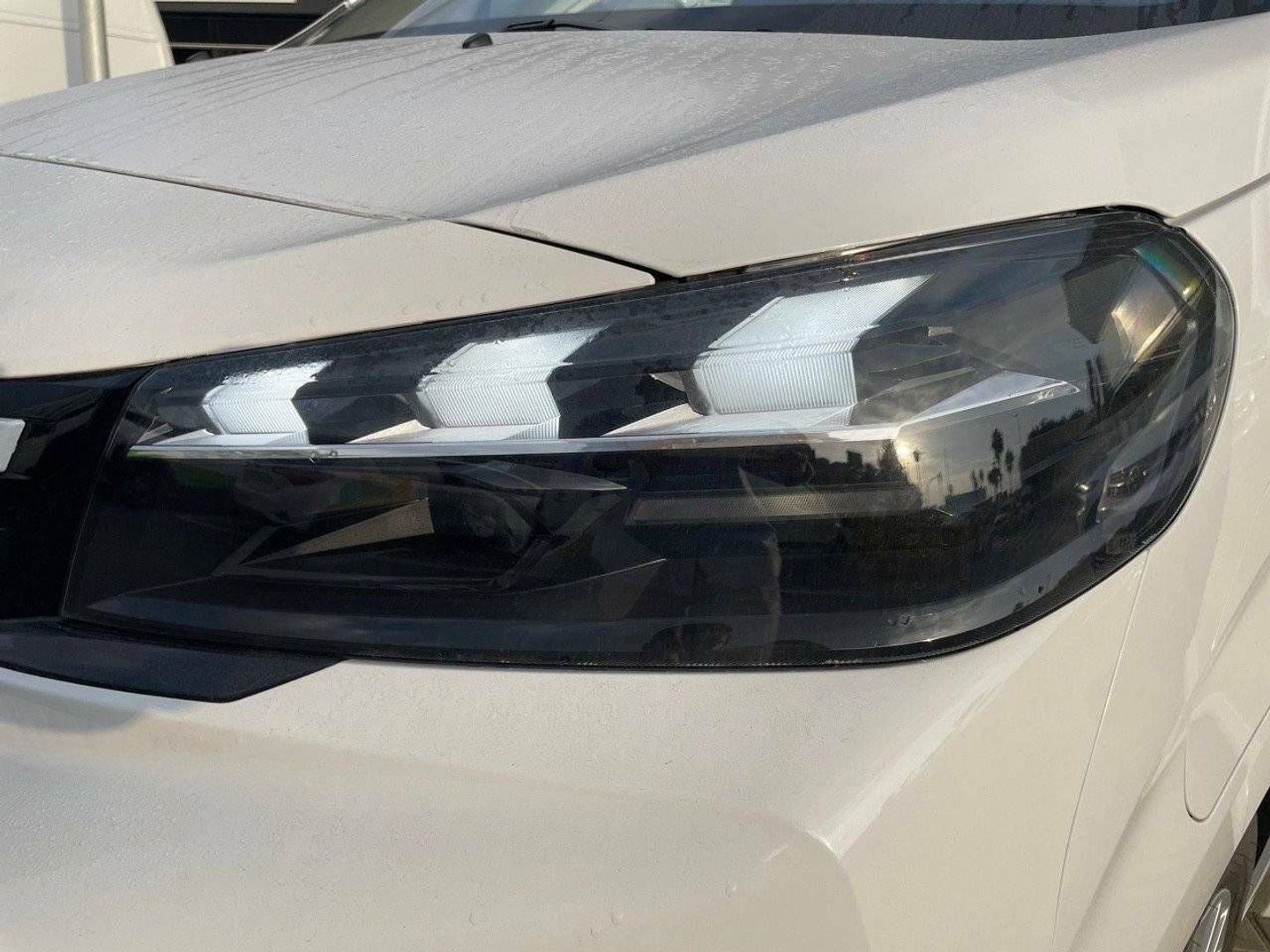 Peugeot e-Expert Furgón Eléctrico Standard 75kWh 100 kW (136 CV)