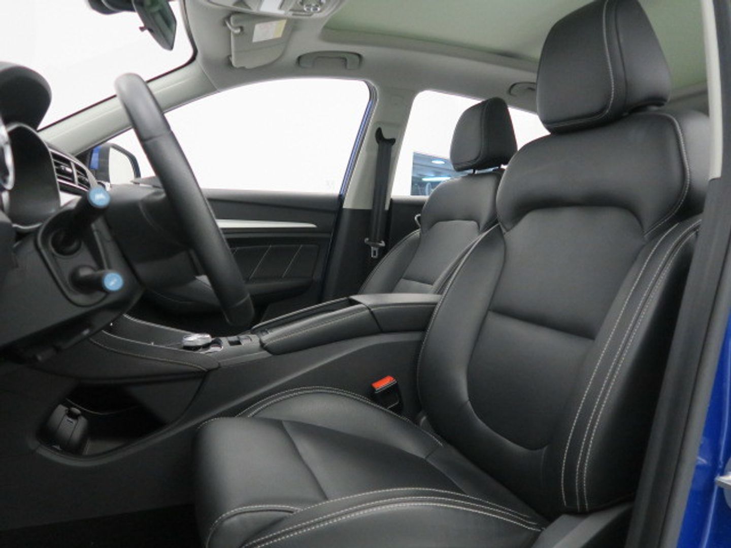 MG ZS EV 45kWh Luxury 105 kW (143 CV)