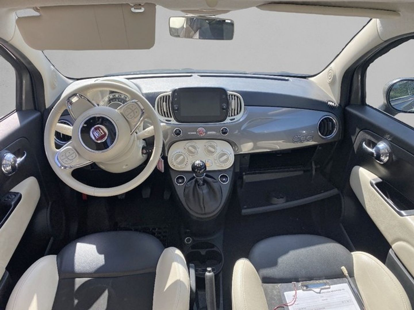 Fiat 500 1.0 Hybrid Dolcevita 51 kW (70 CV)