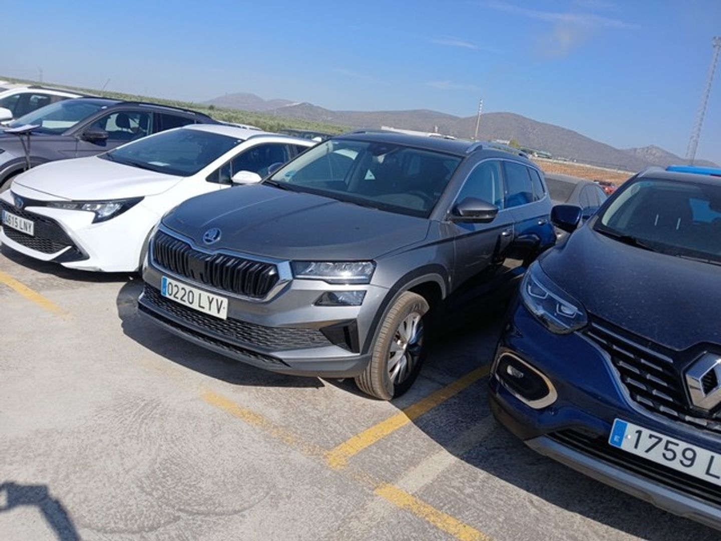 Skoda Karoq 1.0 TSI Ambition 81 kW (110 CV) Gris SUV