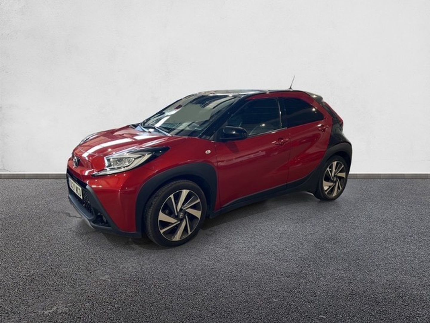 Toyota Aygo X Cross 1.0 VVT-I Trendy Edition 53 kW (72 CV) Rojo SUV