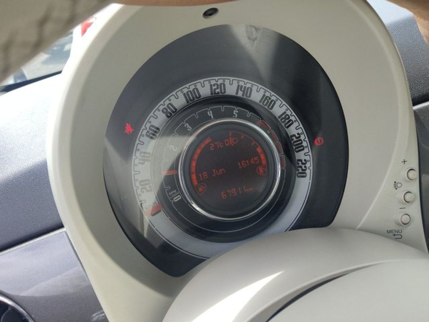 Fiat 500 1.0 Hybrid Dolcevita 51 kW (70 CV)