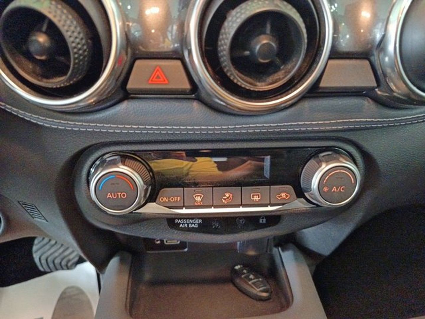 Nissan Juke DIG-T N-Connecta 4x2 DCT 84 kW (114 CV)