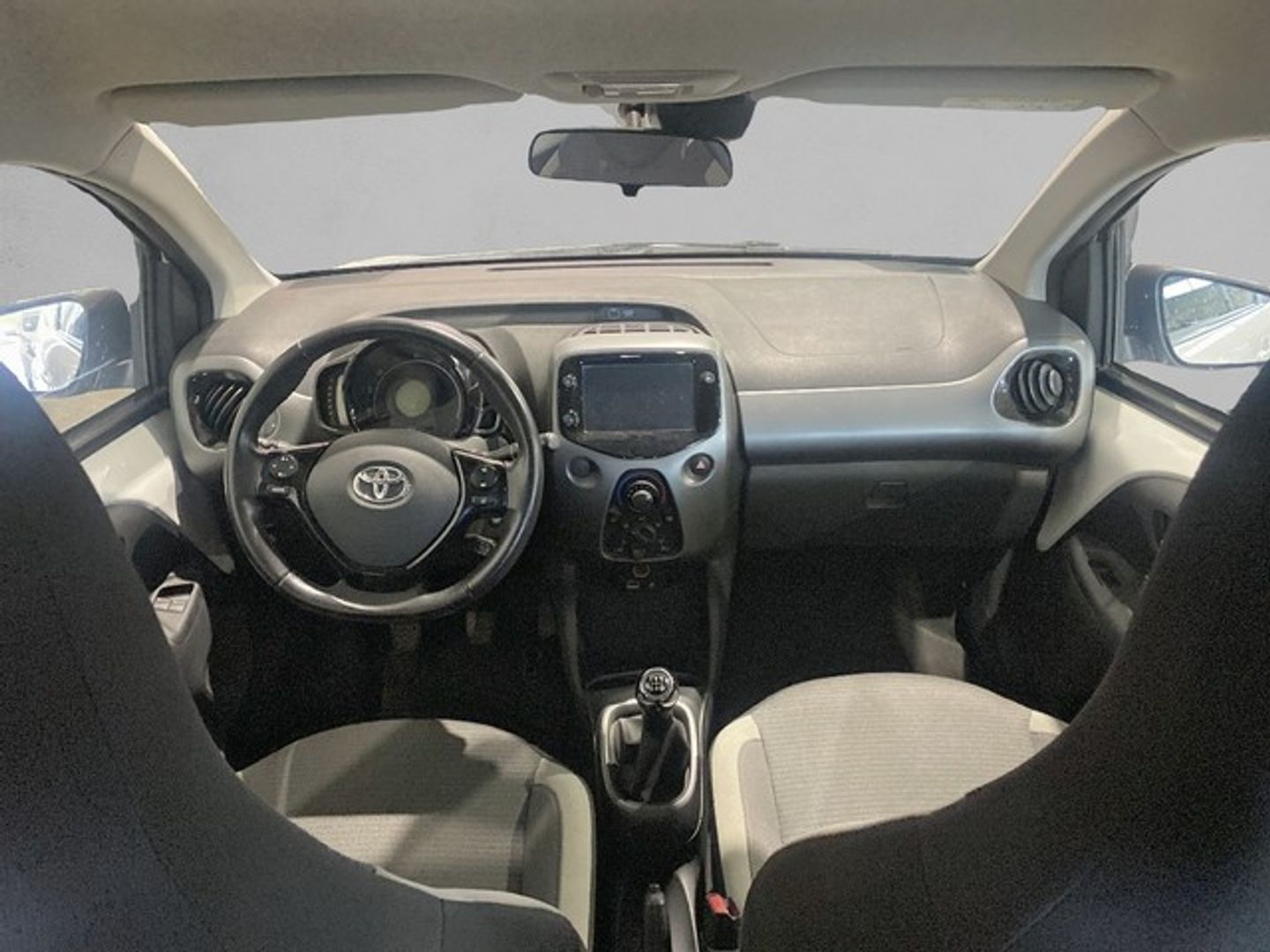 Toyota Aygo 1.0 70 x-play 53 kW (72 CV)