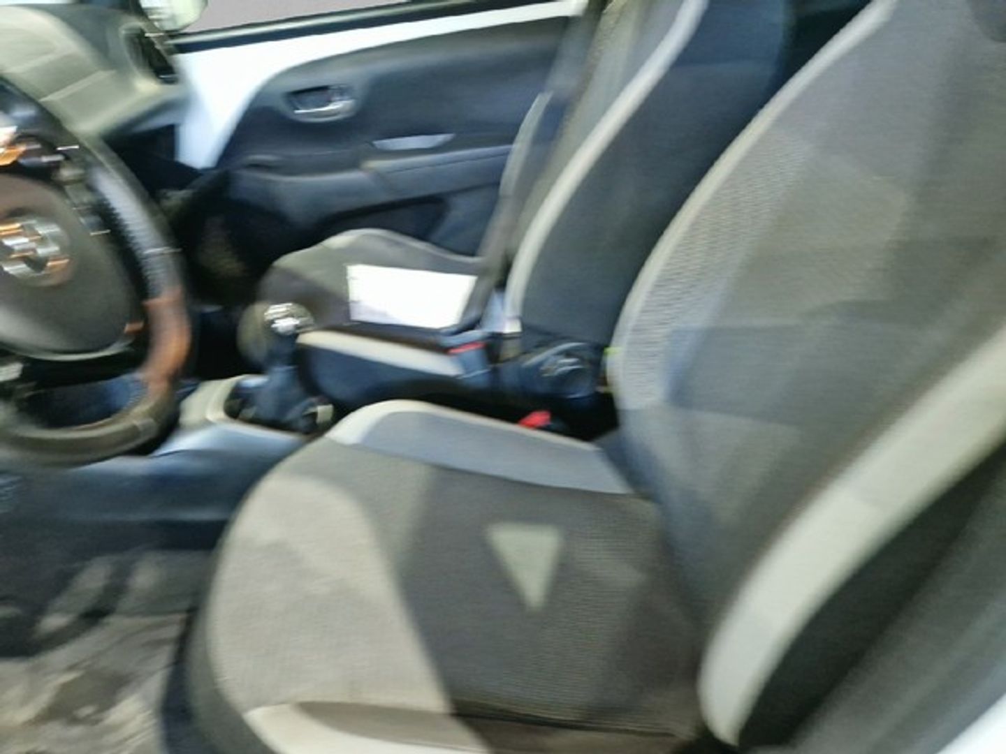 Toyota Aygo 1.0 70 x-play 53 kW (72 CV)