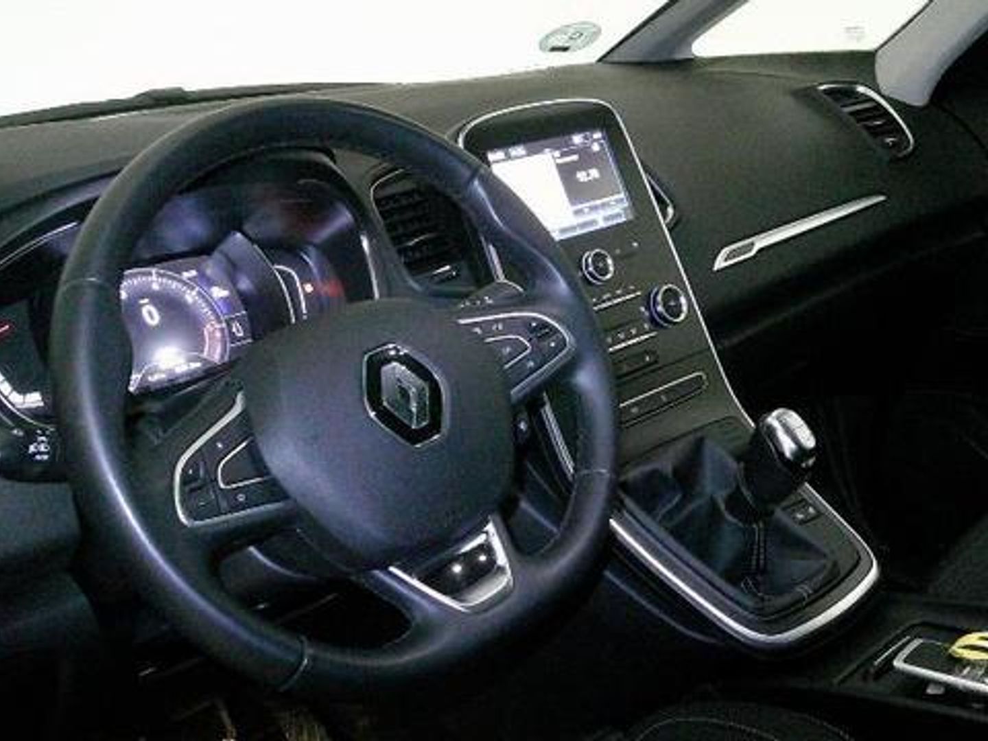 Renault Grand Scenic Equilibre TCe 103 kW (140 CV) GPF