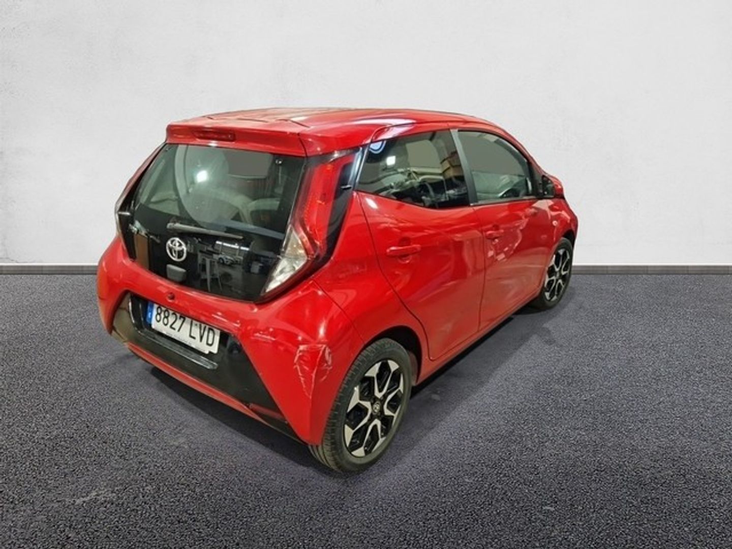 Toyota Aygo 1.0 70 x-play 53 kW (72 CV)