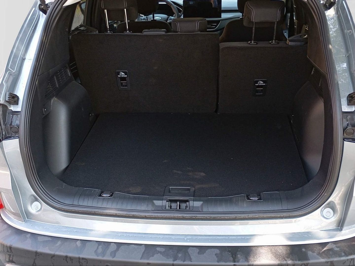 Ford Kuga 2.5 Duratec FHEV Active Auto 132 kW (180 CV)