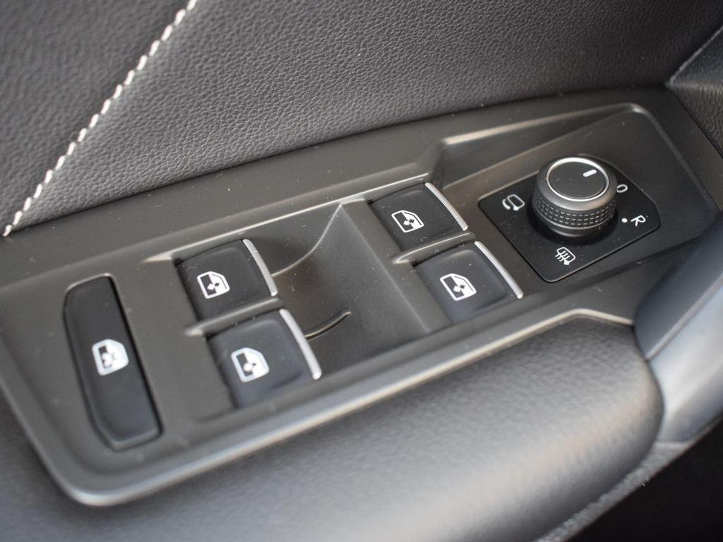 Volkswagen Tiguan Allspace R-Line 2.0 TDI 110 kW (150 CV) DSG
