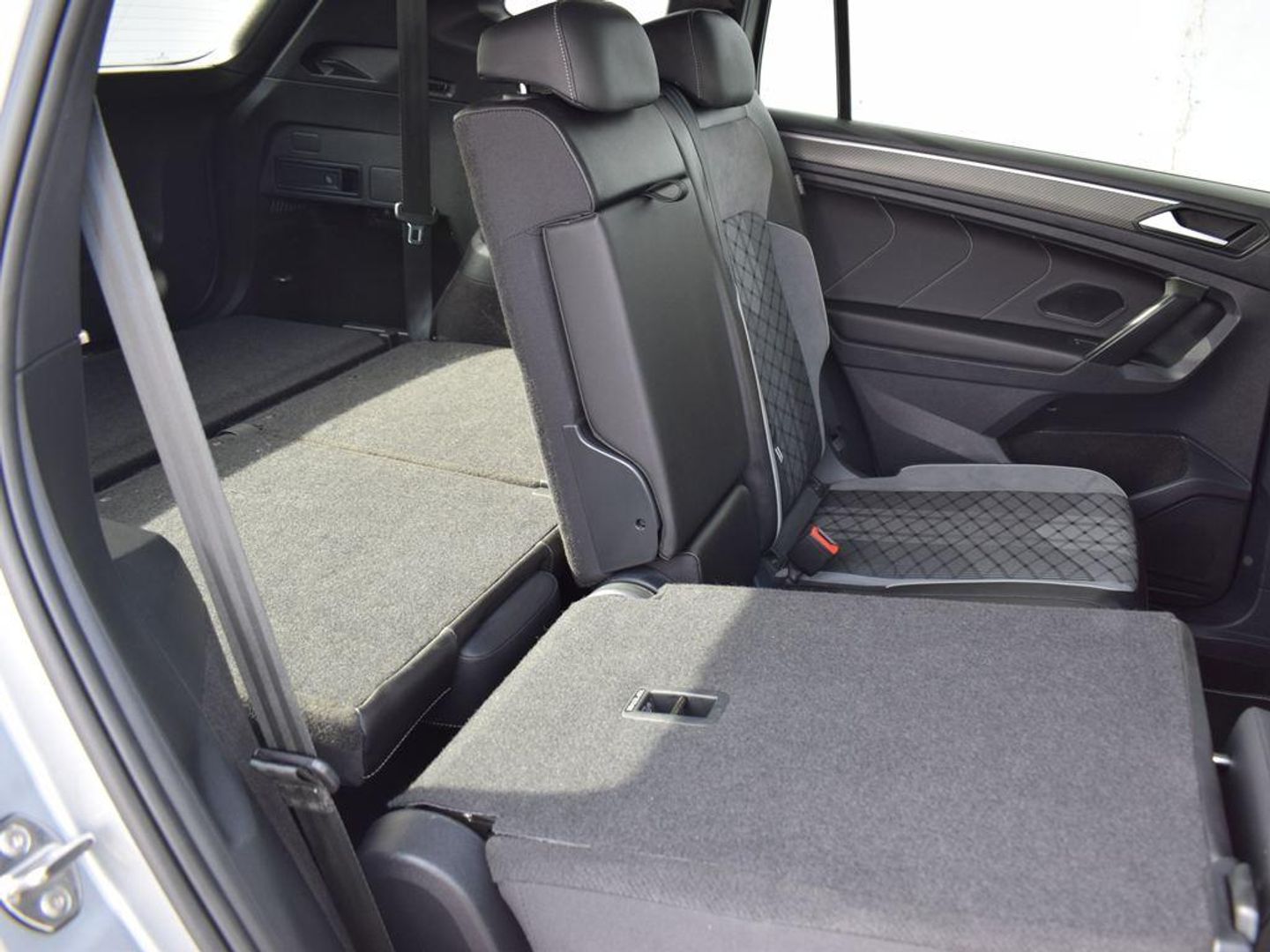 Volkswagen Tiguan Allspace R-Line 2.0 TDI 110 kW (150 CV) DSG