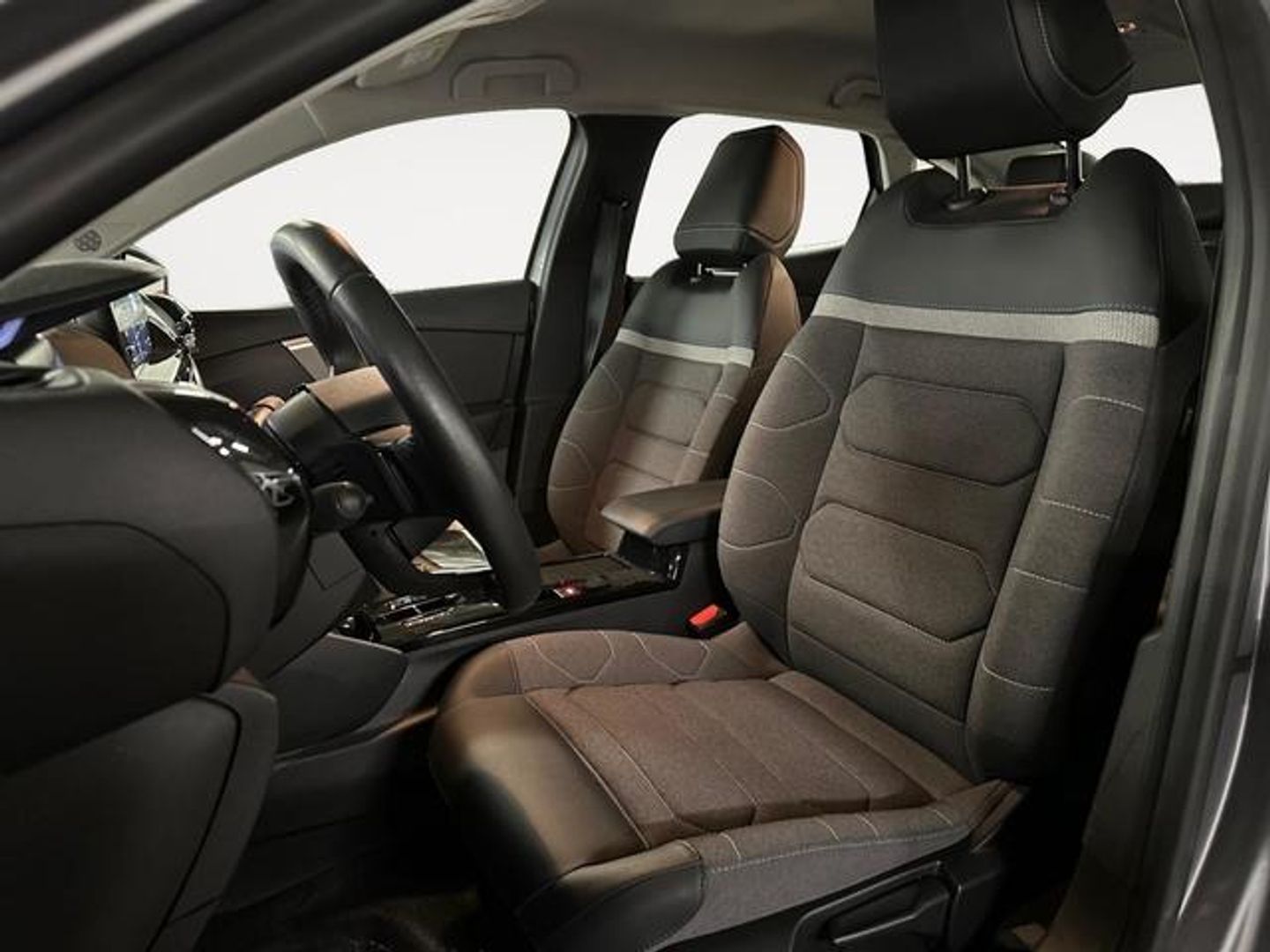 Citroen C4 X PureTech 130 S&S Plus EAT8 96 kW (131 CV)