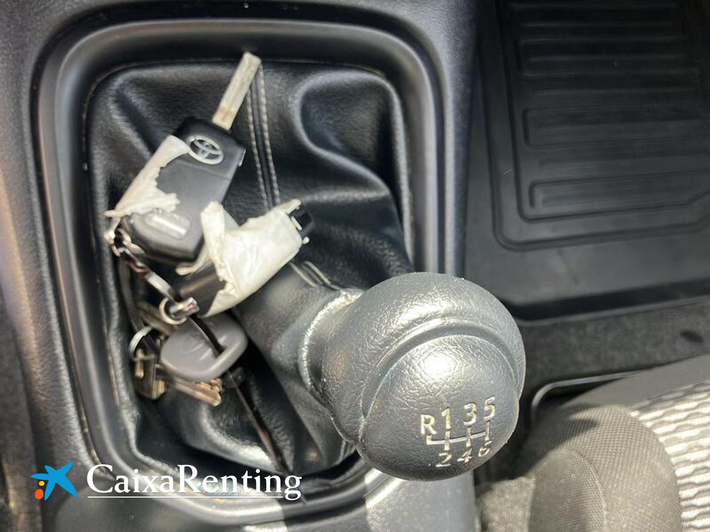 Toyota Hilux 2.4 D-4D Cabina Sencilla GX 110 kW (150 CV)