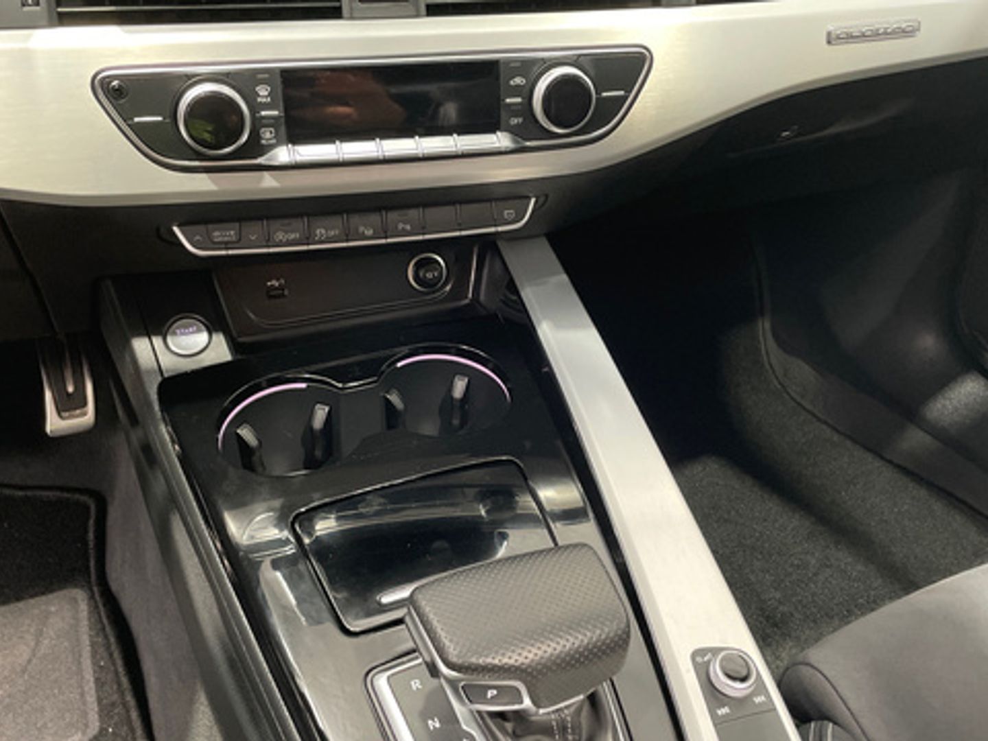 Audi A4 Avant Black limited 40 TDI quattro 150 kW (204 CV) S tronic