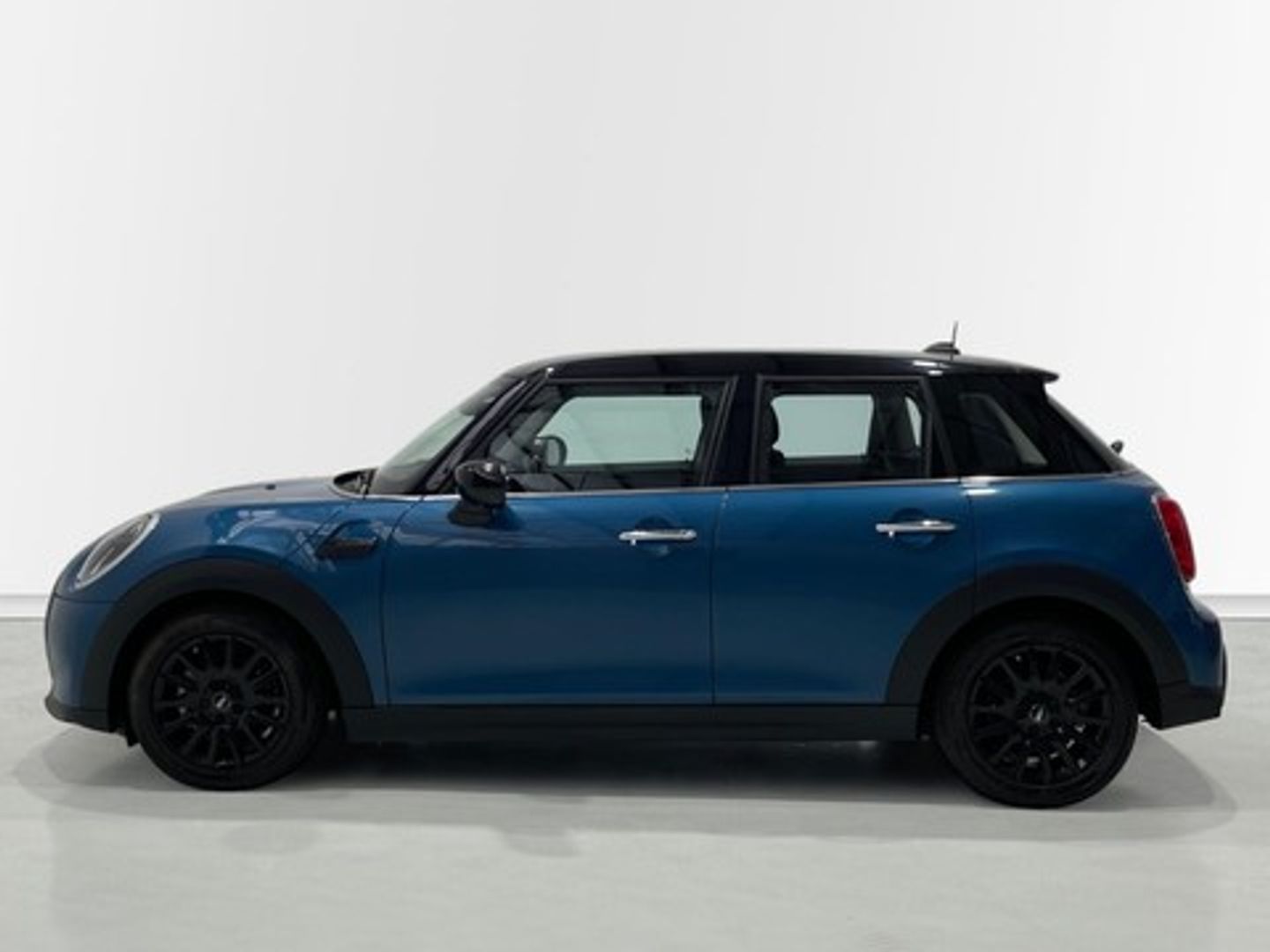 MINI MINI 5 Puertas Cooper 100 kW (136 CV)