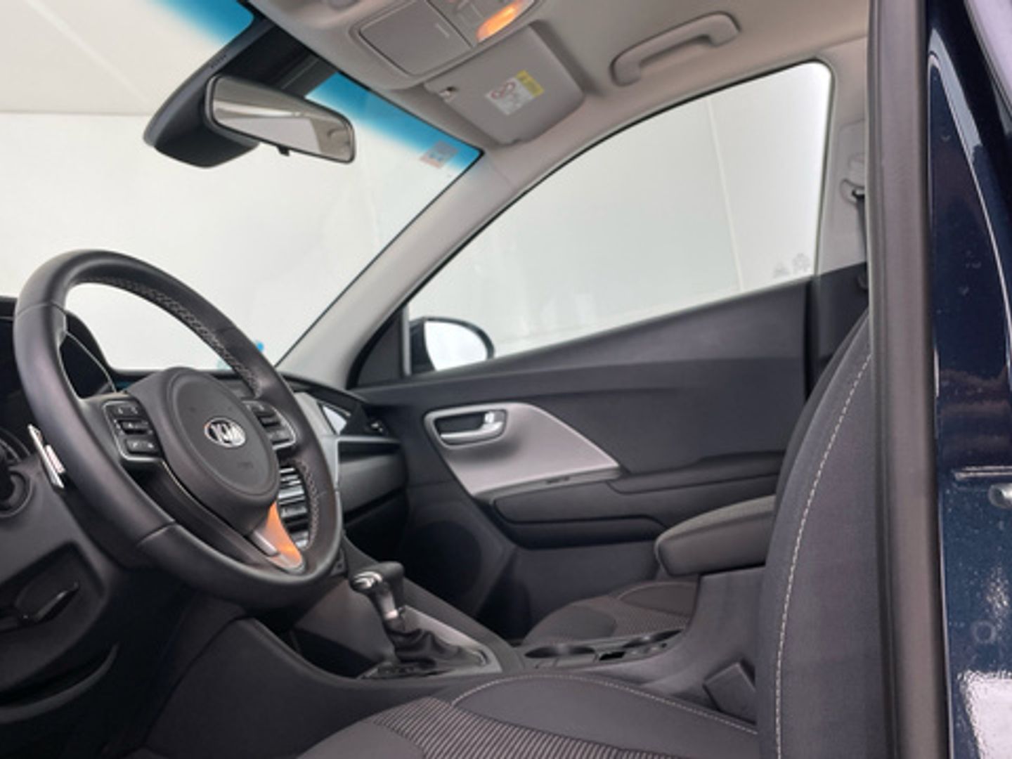 Kia Niro 1.6 GDi HEV Concept 104 kW (141 CV)