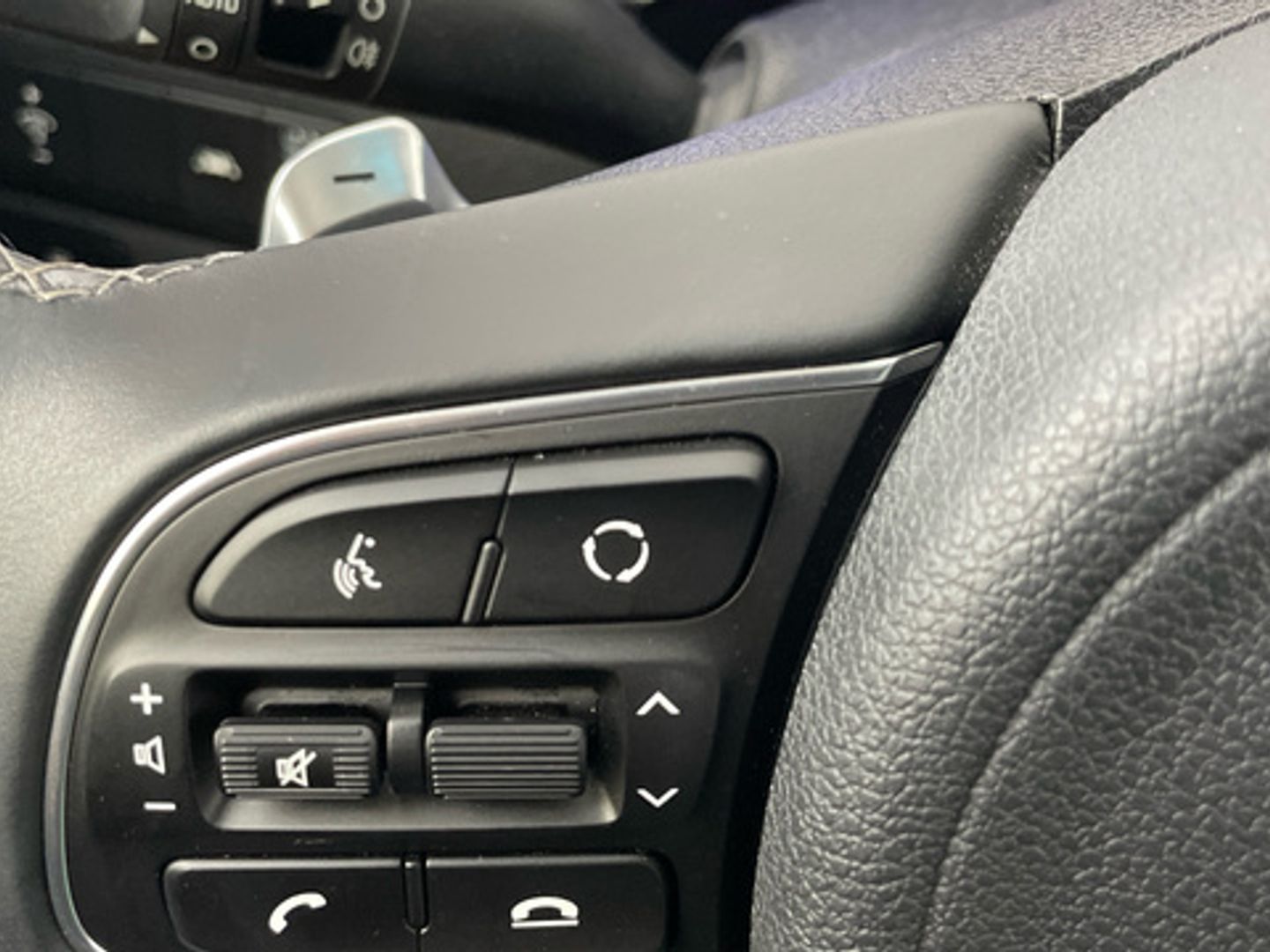 Kia Niro 1.6 GDi HEV Concept 104 kW (141 CV)