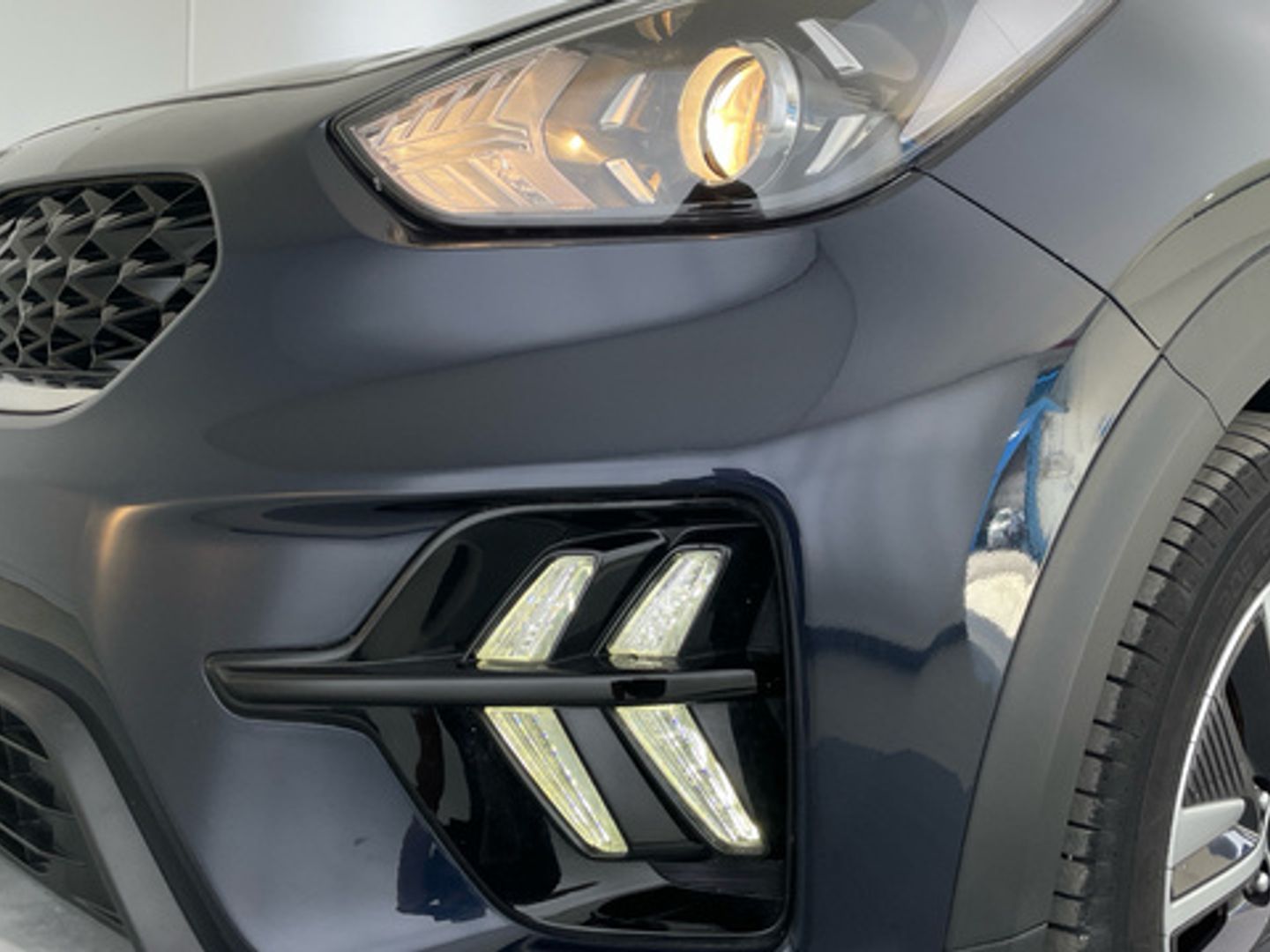 Kia Niro 1.6 GDi HEV Concept 104 kW (141 CV)