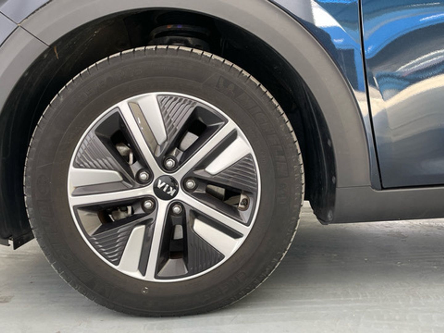 Kia Niro 1.6 GDi HEV Concept 104 kW (141 CV)