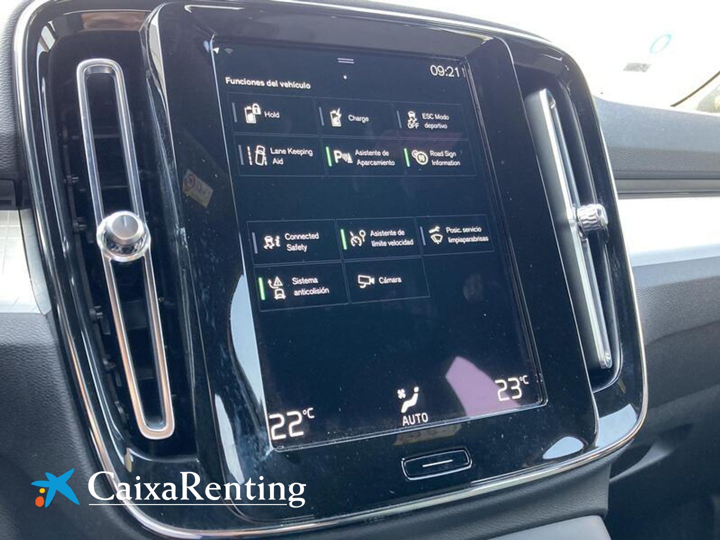 Volvo XC40 T4 PHEV Recharge Core Auto 155 kW (211 CV)