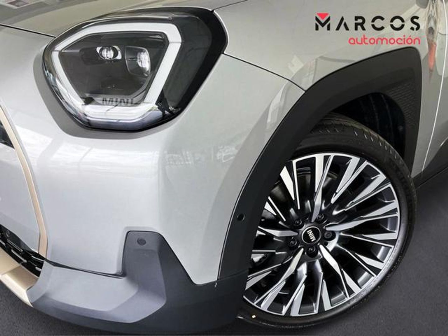 MINI MINI Aceman SE 160 kW (218 CV)