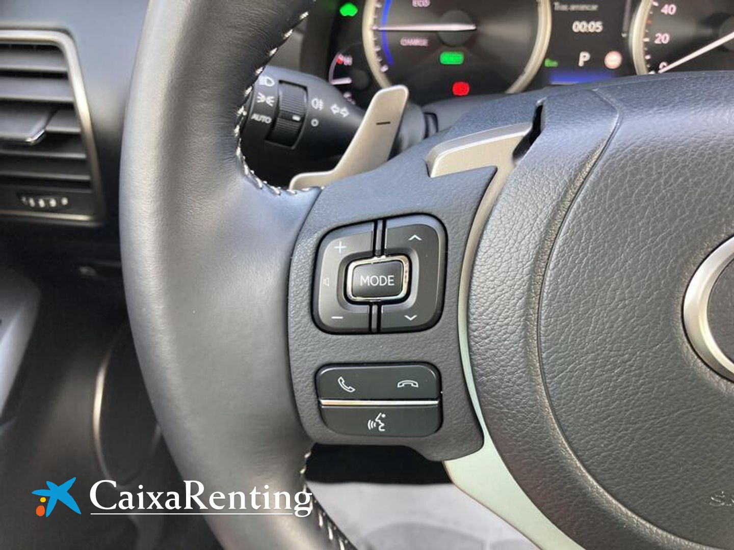 Lexus NX NX 300h Premium 2WD 145 kW (197 CV)