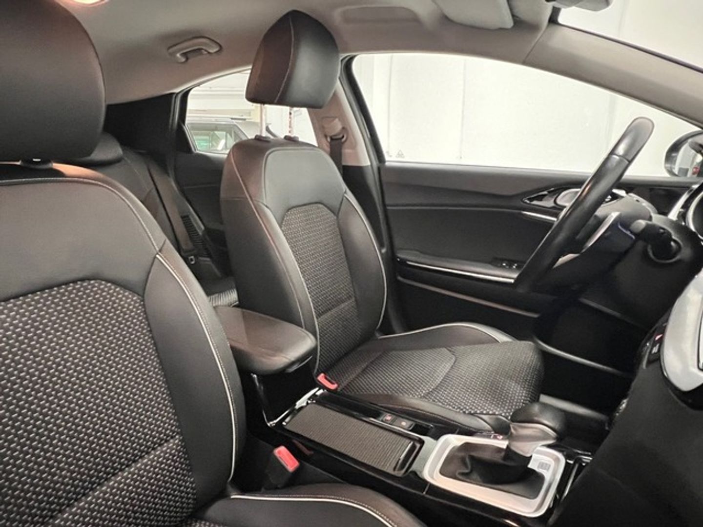 Kia XCeed 1.6 GDi PHEV eDrive 104 kW (141 CV)
