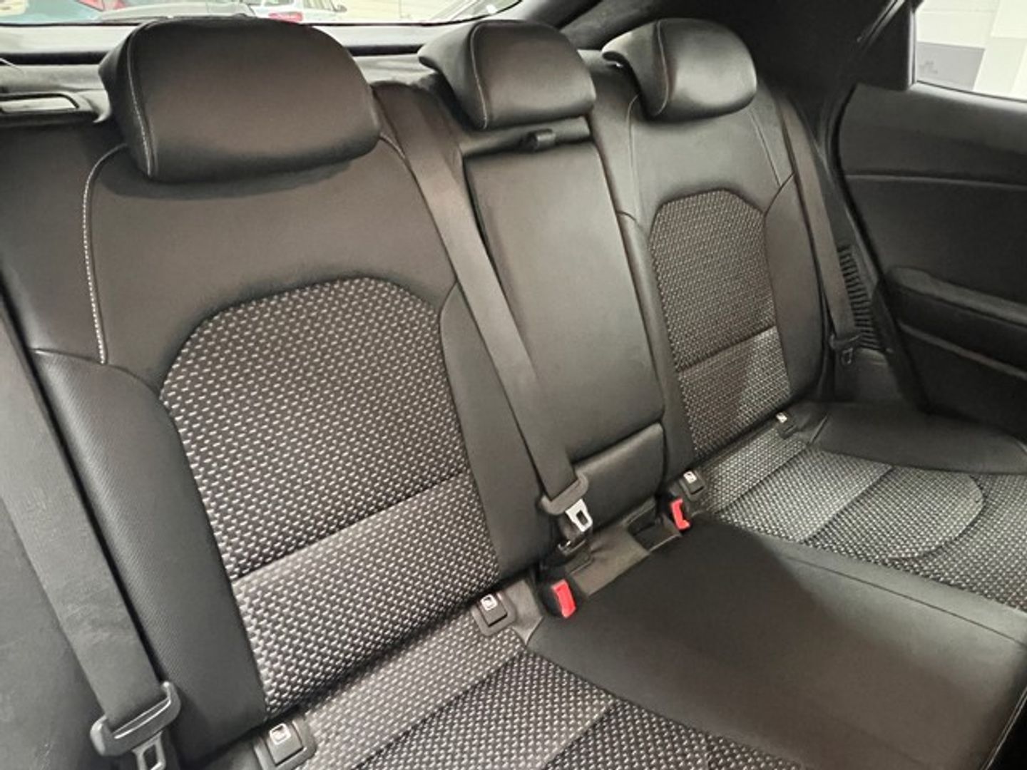 Kia XCeed 1.6 GDi PHEV eDrive 104 kW (141 CV)