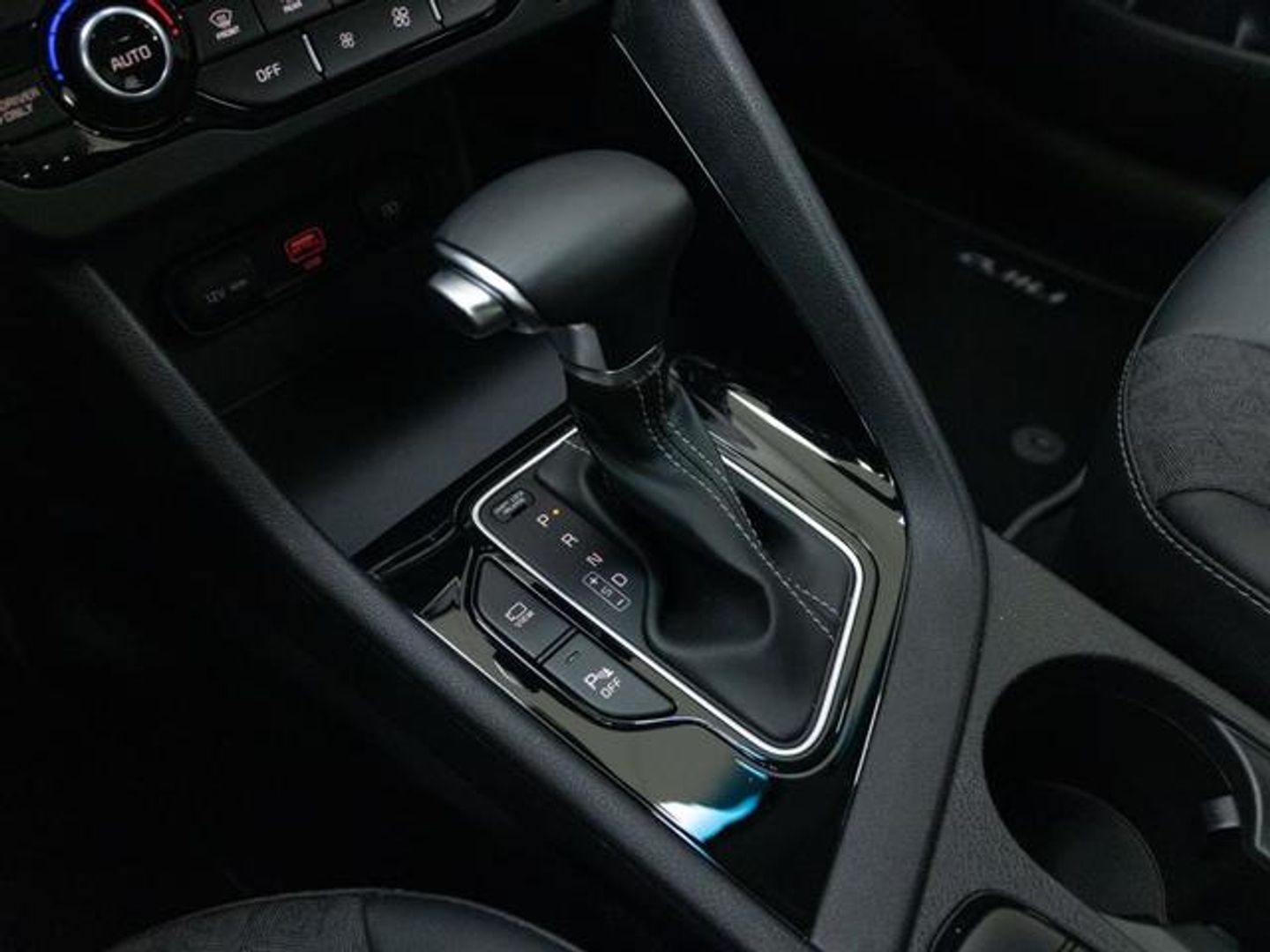 Kia Niro 1.6 GDi HEV Híbrido Drive 104 kW (141 CV)