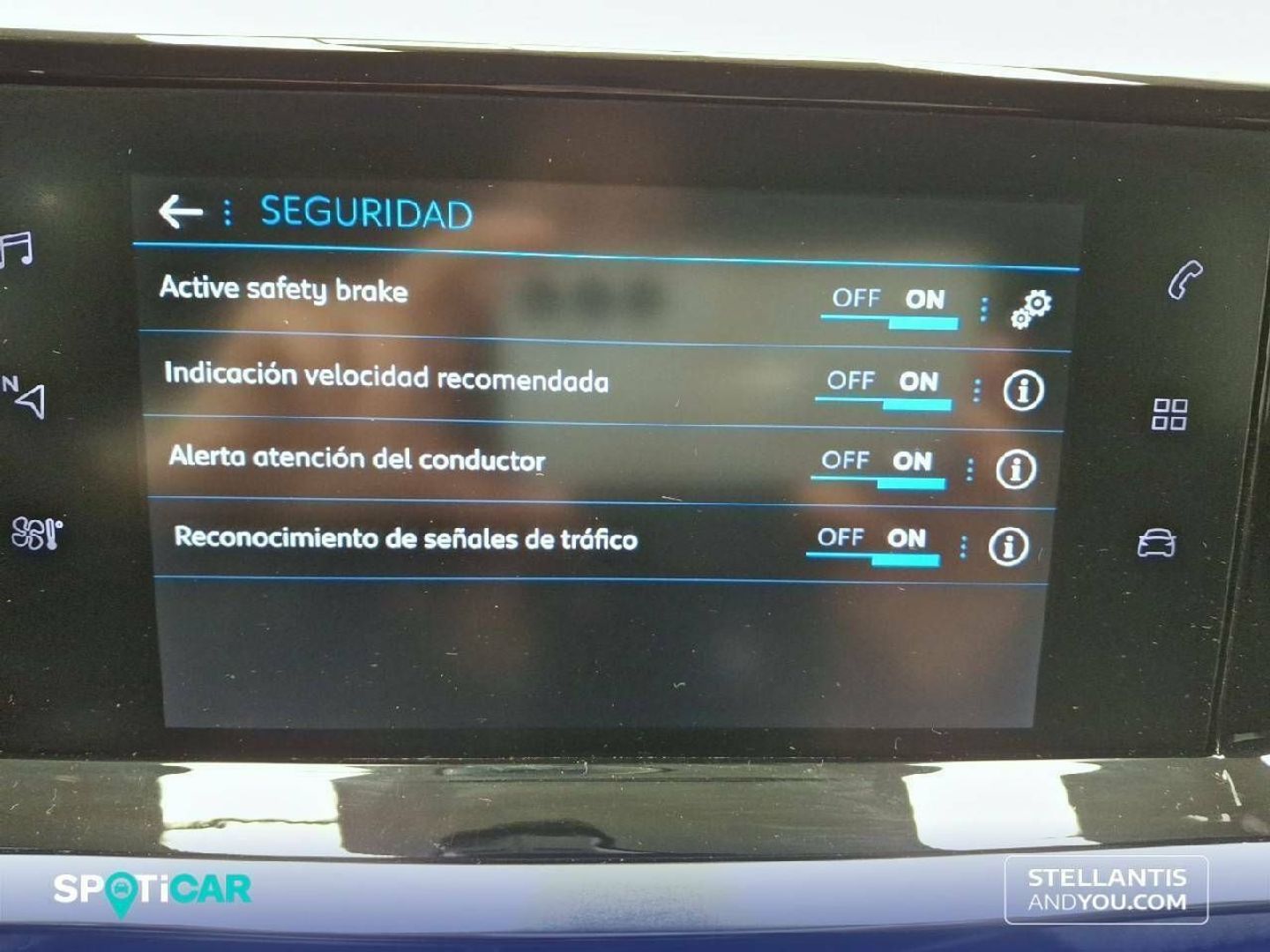 Peugeot 208 PureTech 100 Allure 75 kW (100 CV)