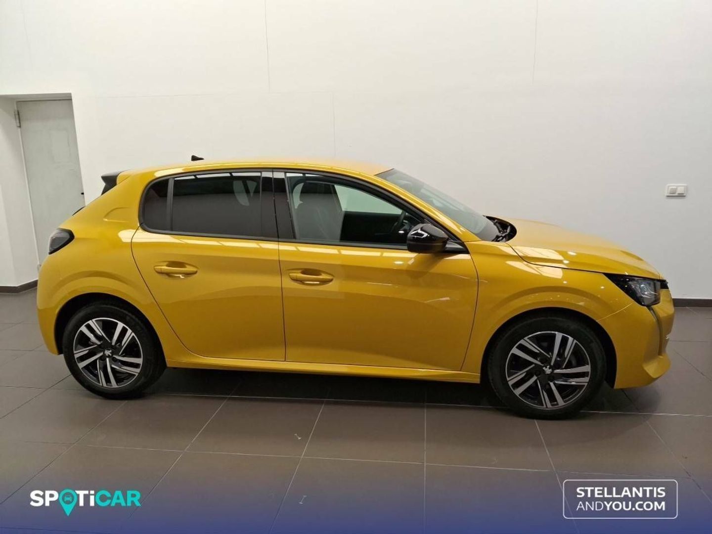 Peugeot 208 PureTech 100 Allure 75 kW (100 CV)