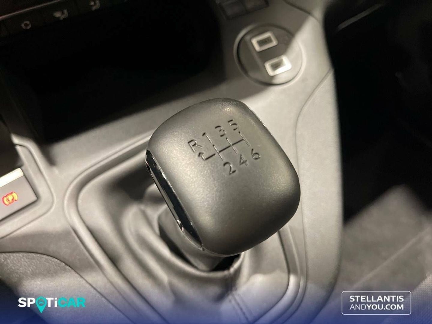 Peugeot Partner Furgon BlueHDi 100 Standard 600kg 75 kW (102 CV)