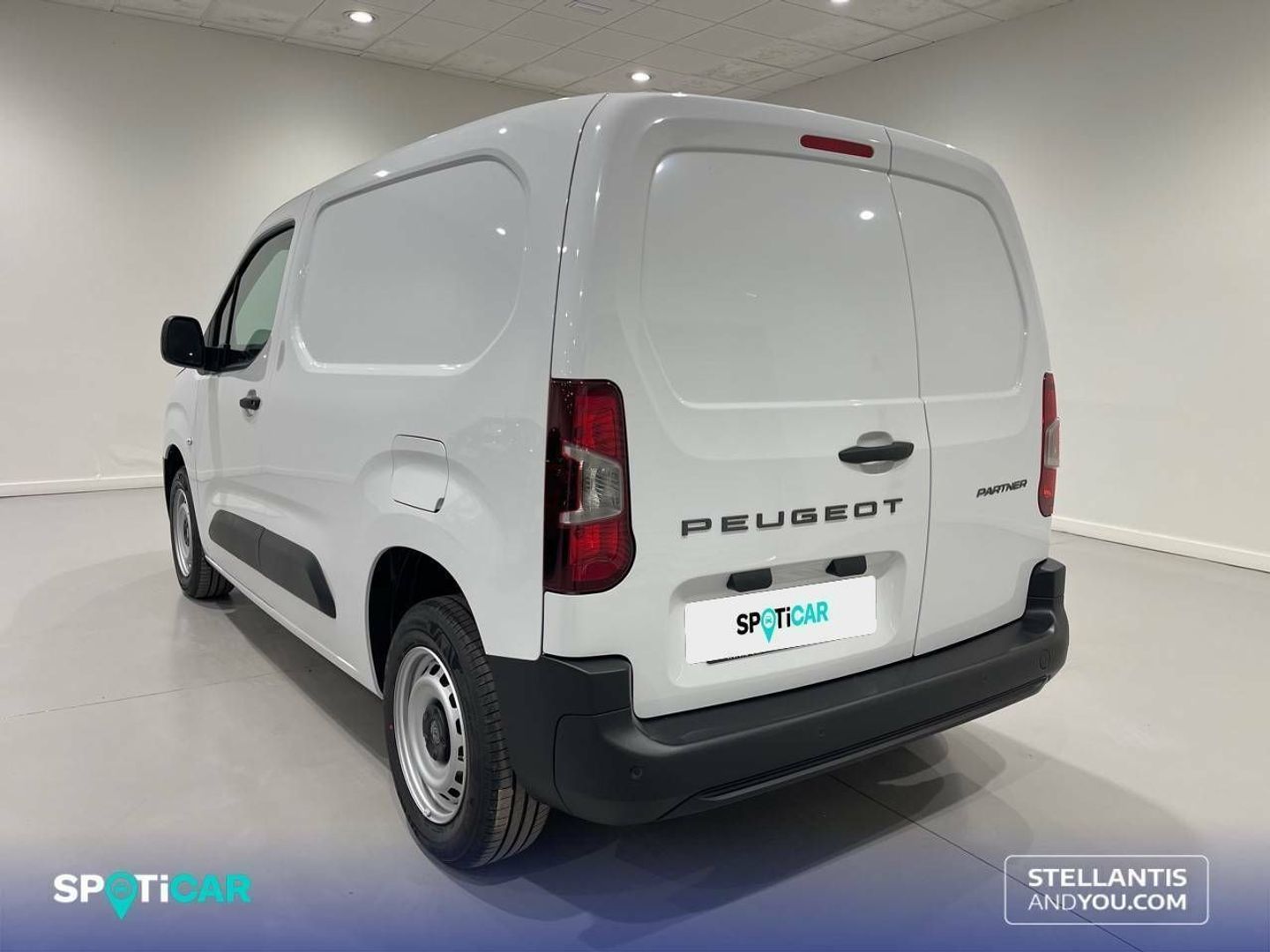 Peugeot Partner Furgon BlueHDi 100 Standard 600kg 75 kW (102 CV)