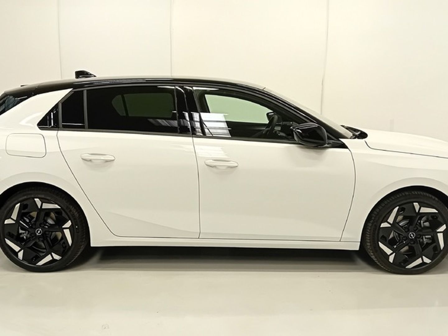 Opel Astra 1.6T Hybrid PHEV GS Auto 165 kW (224 CV)