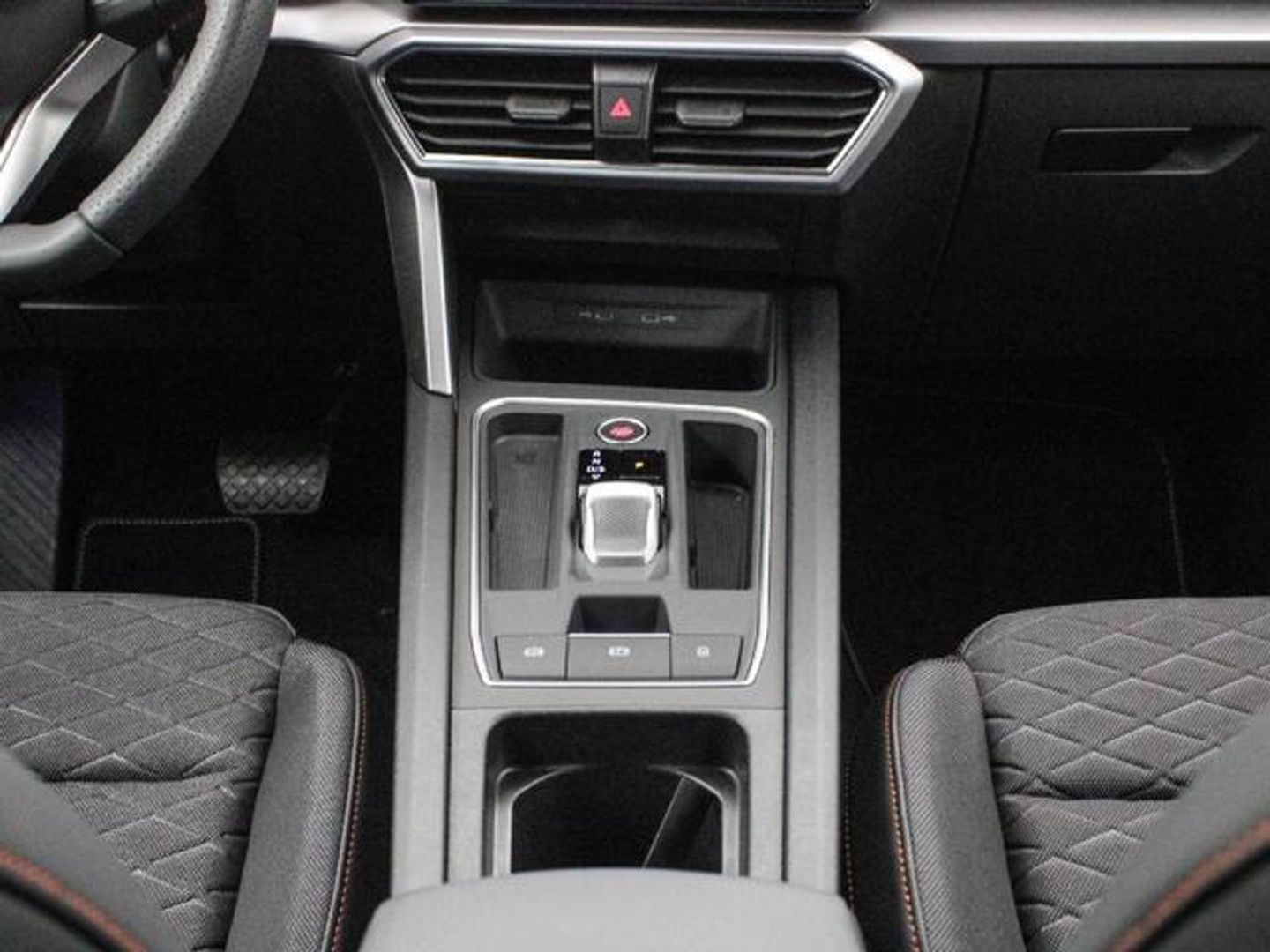 SEAT León 1.5 eTSI S&S FR Special Edition DSG 110 kW (150 CV)