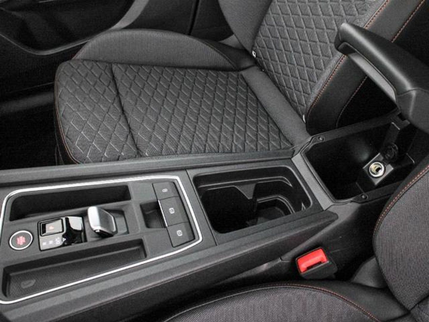 SEAT León 1.5 eTSI S&S FR Special Edition DSG 110 kW (150 CV)