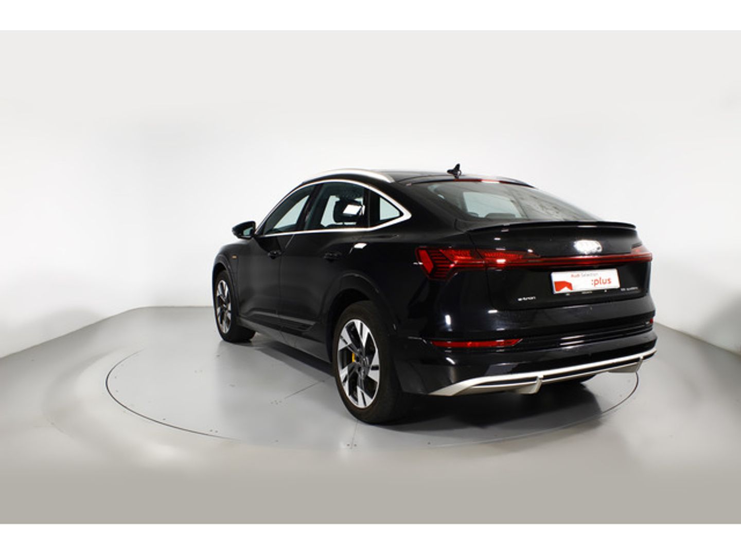 Audi e-tron Sportback S line 55 quattro 300 kW (408 CV)