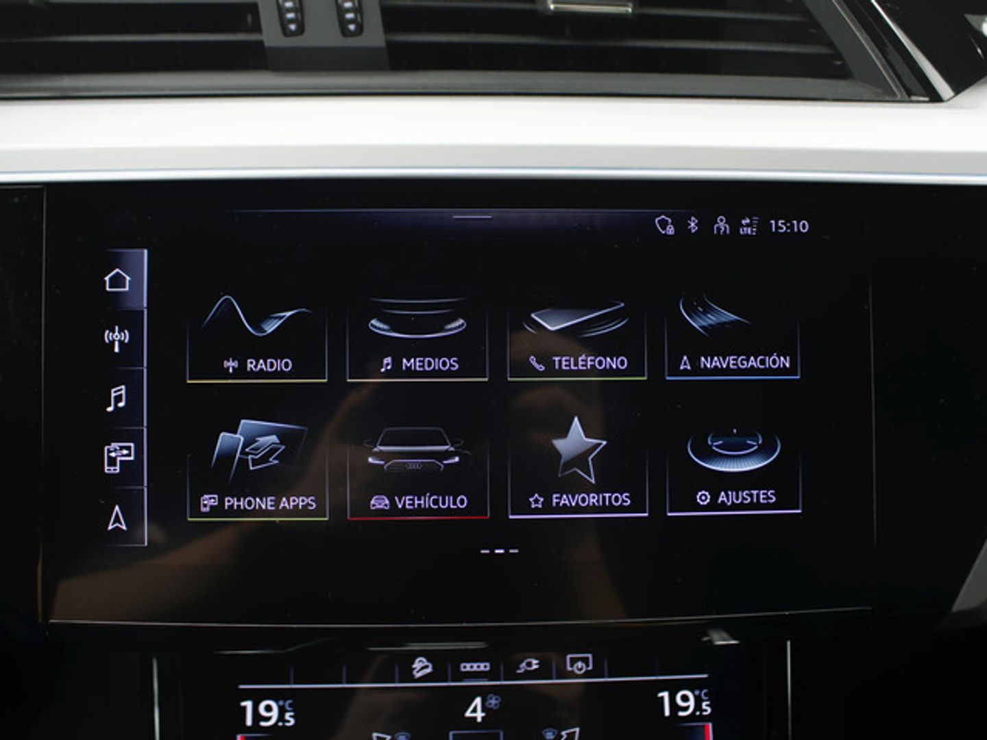 Audi e-tron Sportback S line 55 quattro 300 kW (408 CV)