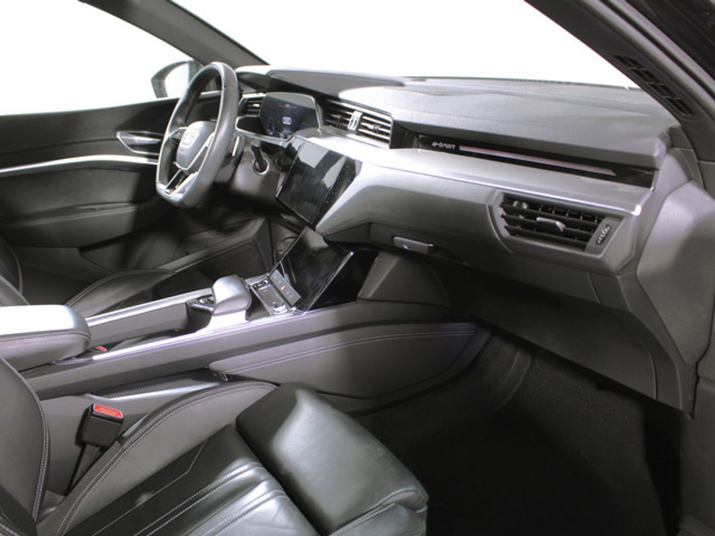 Audi e-tron Sportback S line 55 quattro 300 kW (408 CV)