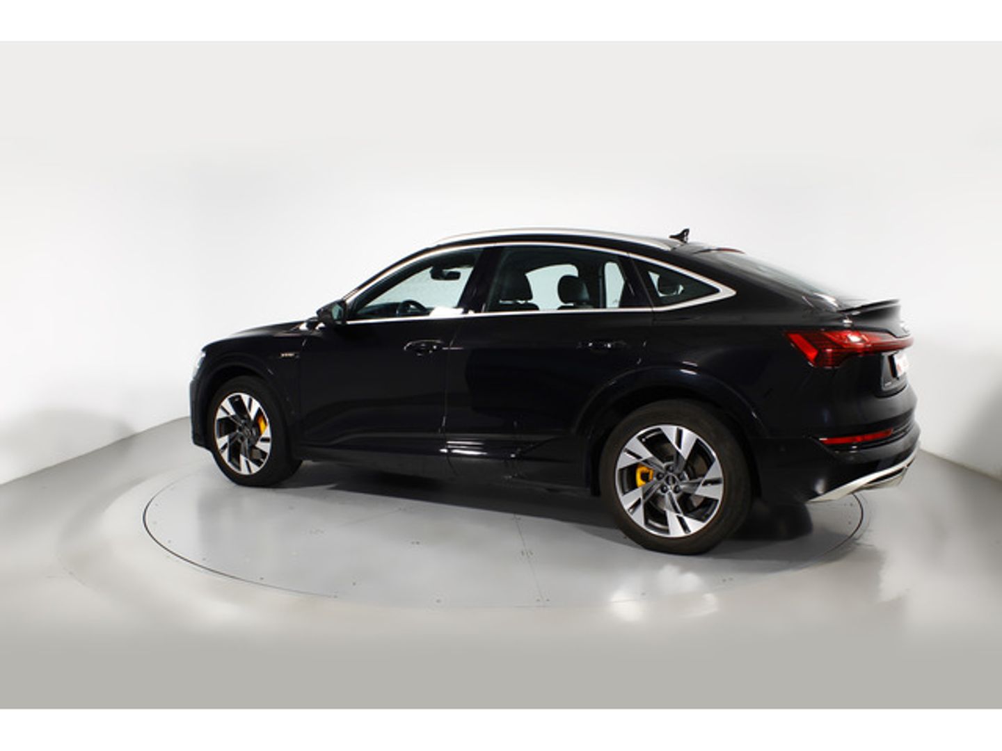 Audi e-tron Sportback S line 55 quattro 300 kW (408 CV)