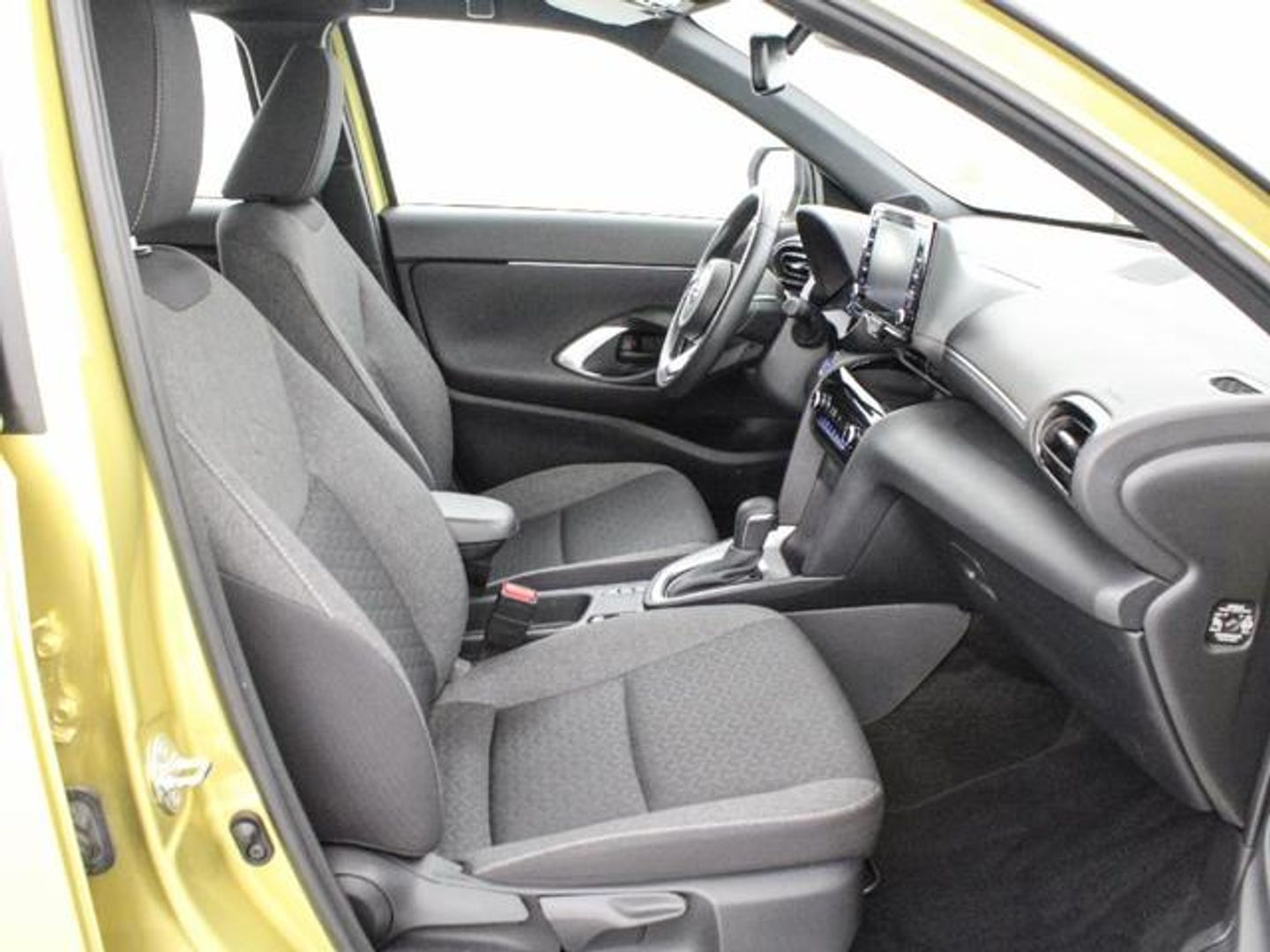 Toyota Yaris Cross 120H Active Plus 85 kW (116 CV)