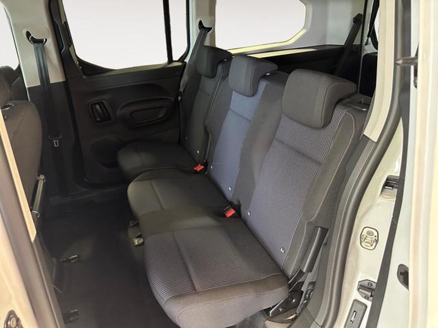 Fiat Dobló Combi 1.5 BlueHDi Talla M Auto 96 kW (130 CV)