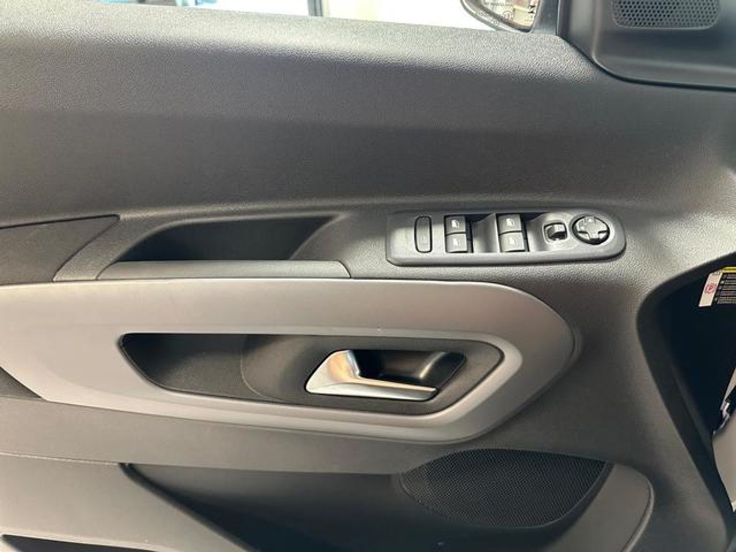 Fiat Dobló Combi 1.5 BlueHDi Talla M Auto 96 kW (130 CV)