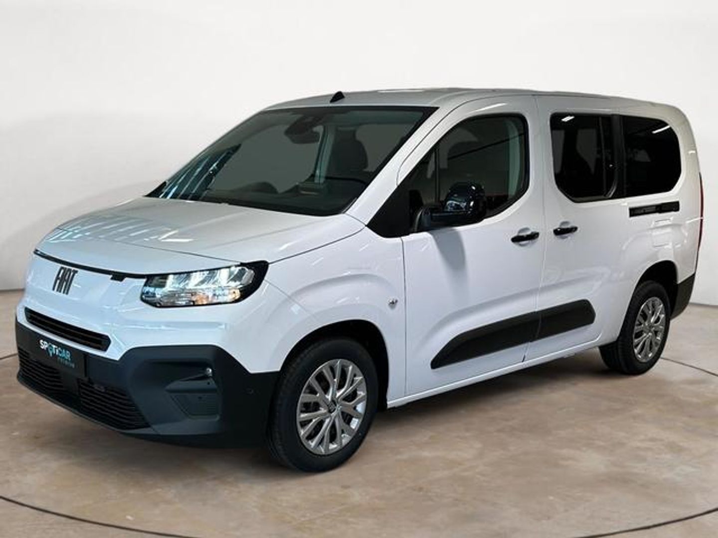 Fiat Dobló Combi 1.5 BlueHDi Talla M Auto 96 kW (130 CV)