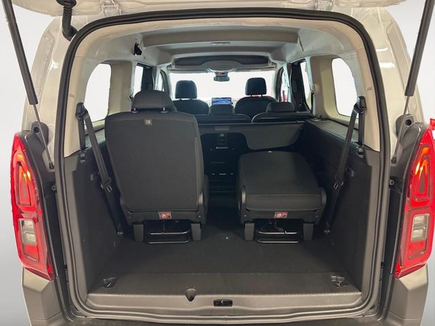 Fiat Dobló Combi 1.5 BlueHDi Talla M Auto 96 kW (130 CV)
