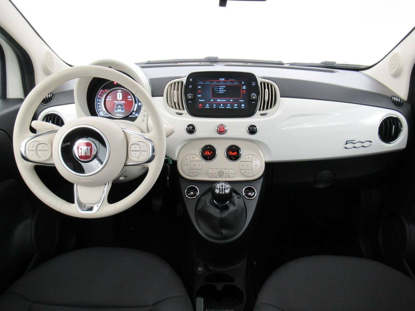 Fiat 500 1.0 Hybrid Dolcevita 51 kW (70 CV)
