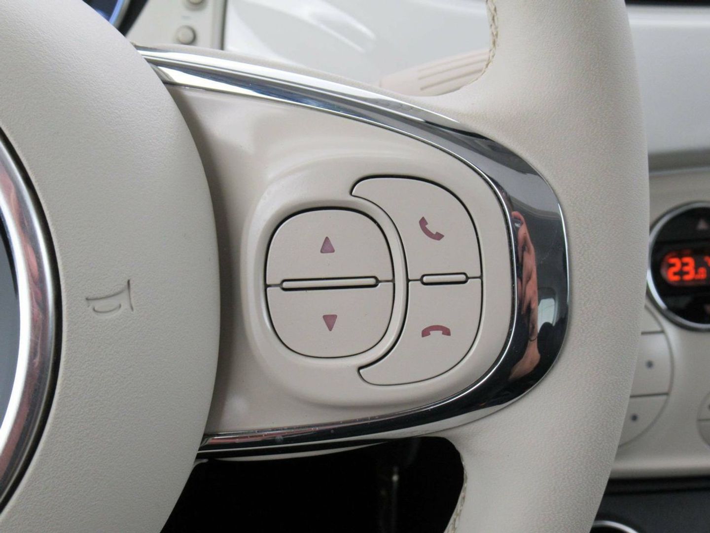 Fiat 500 1.0 Hybrid Dolcevita 51 kW (70 CV)