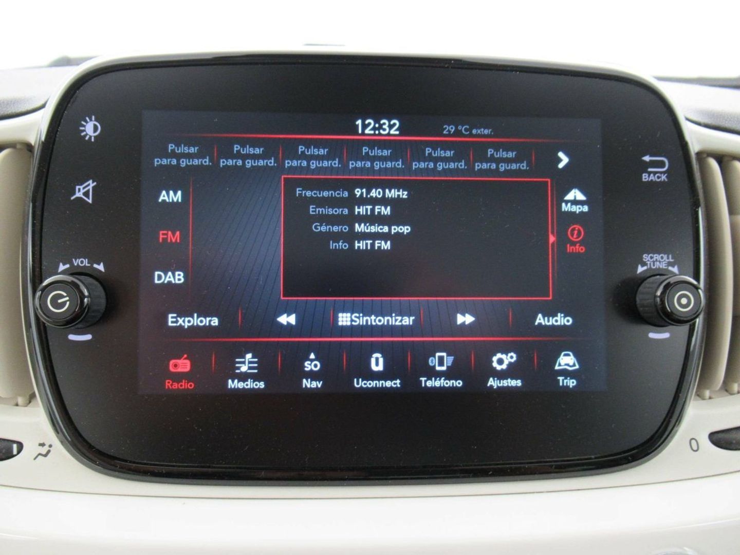 Fiat 500 1.0 Hybrid Dolcevita 51 kW (70 CV)