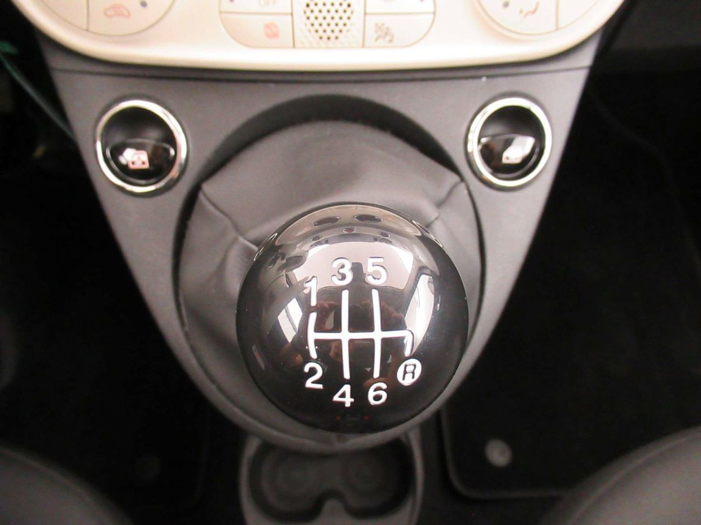 Fiat 500 1.0 Hybrid Dolcevita 51 kW (70 CV)